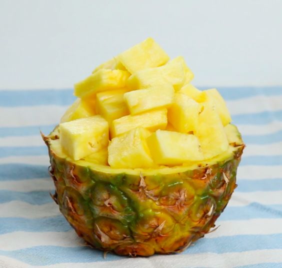 dlaczego warto jeść ananasa